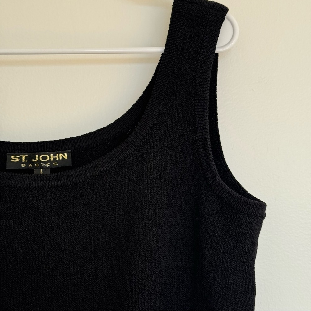 St. John Basics NWT Black Santana Knit Shell $245. L - Picture 2 of 6